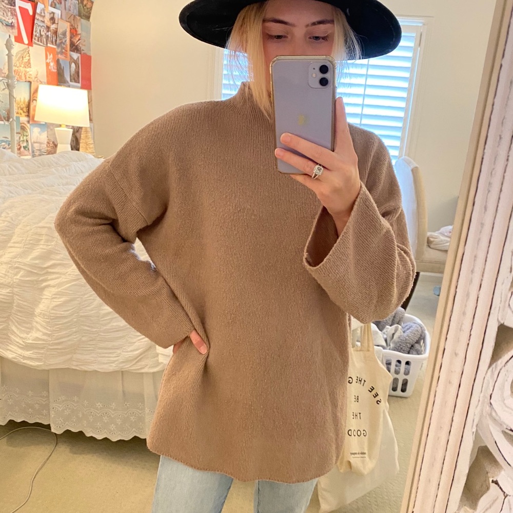 Urban Outfitters Oversized Sweater/Tunic - Picture 3 of 4